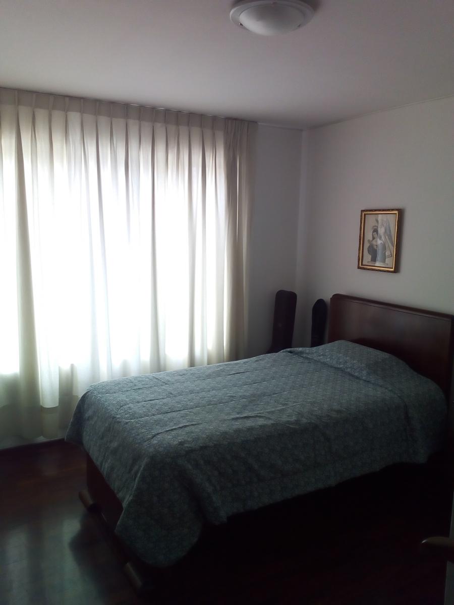 Departamento 2do. Piso con Ascensor y Cochera, Solo 5 Pisos