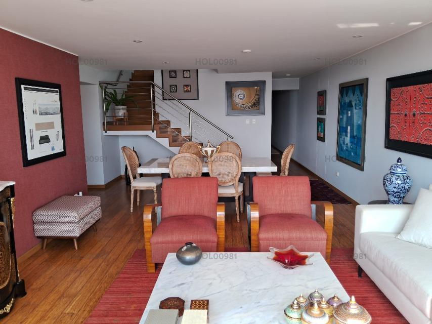 Vendo Bonito Departamento Duplex en Avenida General Cordova N 8, Piso 7, San Isidro.