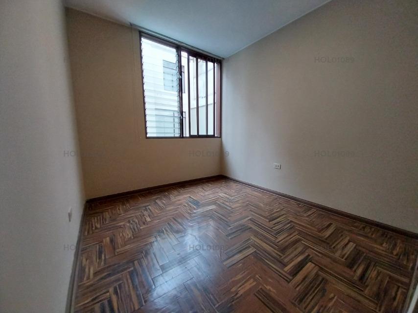Vendo Lindo Departamento Flat en Calle Los Alcatraces N Xxx, Piso 2, San Isidro.