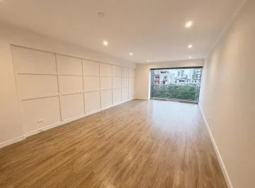 Vendo Departamento en San Isidro con Dos Cocheras.