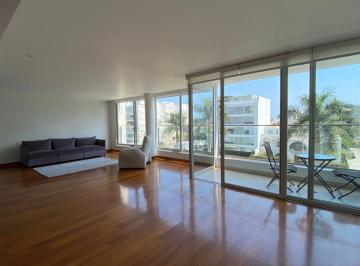 Venta de Exclusivo Departamento en Los Castaños