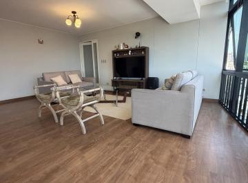 Departamento en venta en San Isidro - 185 m², 3 dormitorios