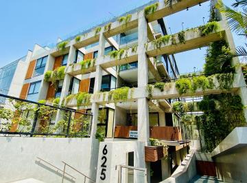 Espectacular Penthouse en San Isidro (No Paga Alcabala)