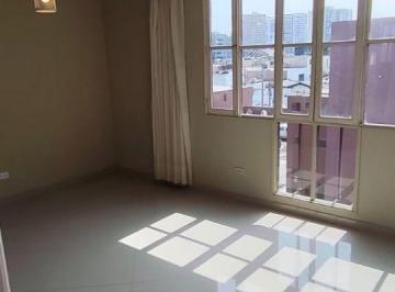 Vendo Iluminado y Funcional Dpto Flat en San Isidro