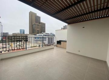 Lindo Duplex en San Isidro - No Paga Alcabala