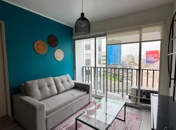 Depa de Diseño en San Isidro | 44 m² · Piso 8 · Vista Despejada + Aire Acondicionado