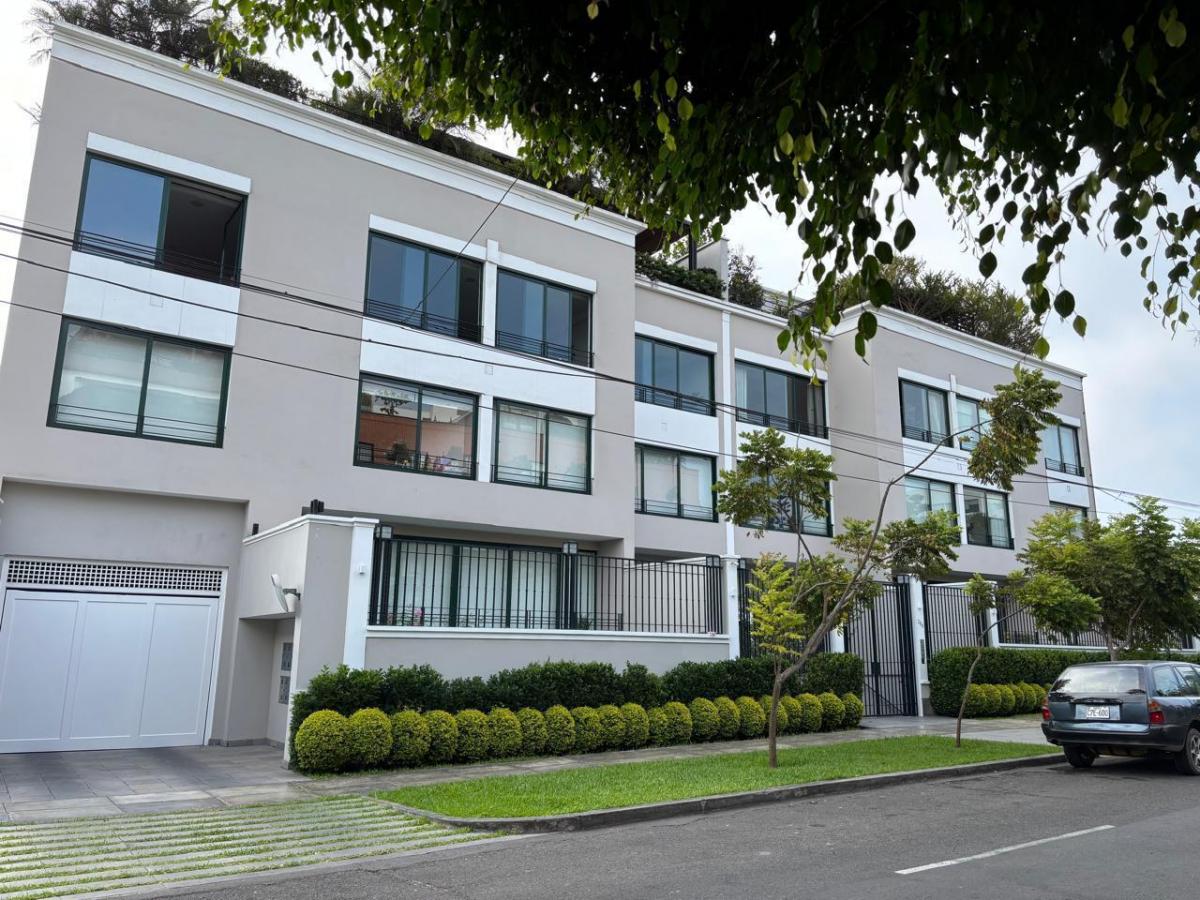 Departamento en venta en San Isidro - 750 m², 4 dormitorios