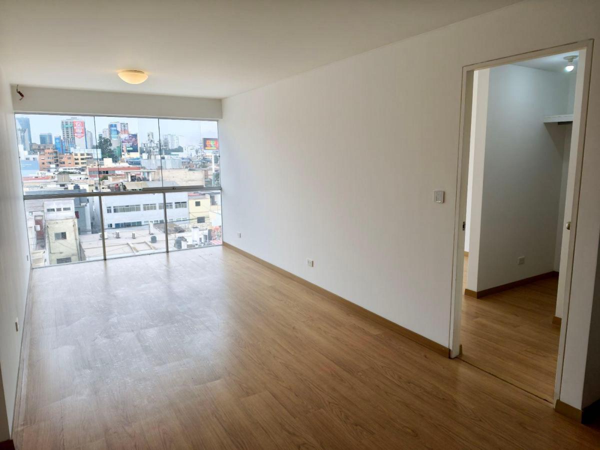 Departamento en venta en San Isidro - 70 m², 1 dormitorios