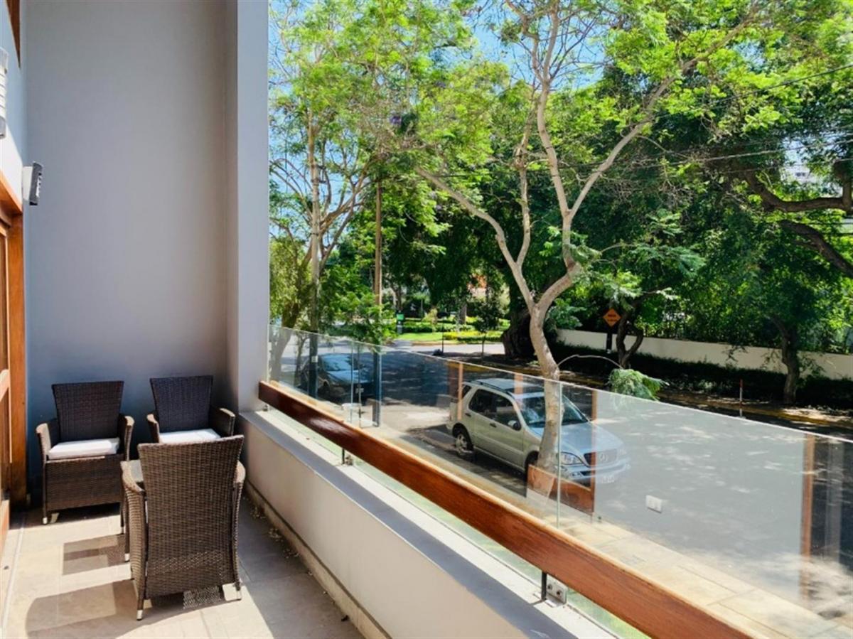 Vendo Amplio Dúplex de 205 m² a Pasos del Parque Manuel Boza, San Isidro