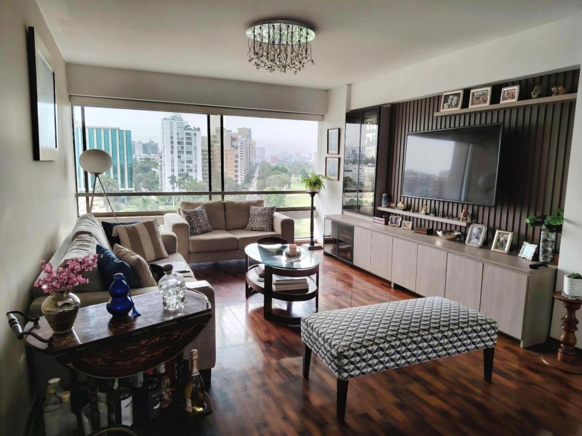 Departamento con Vista Al Golf – San Isidro