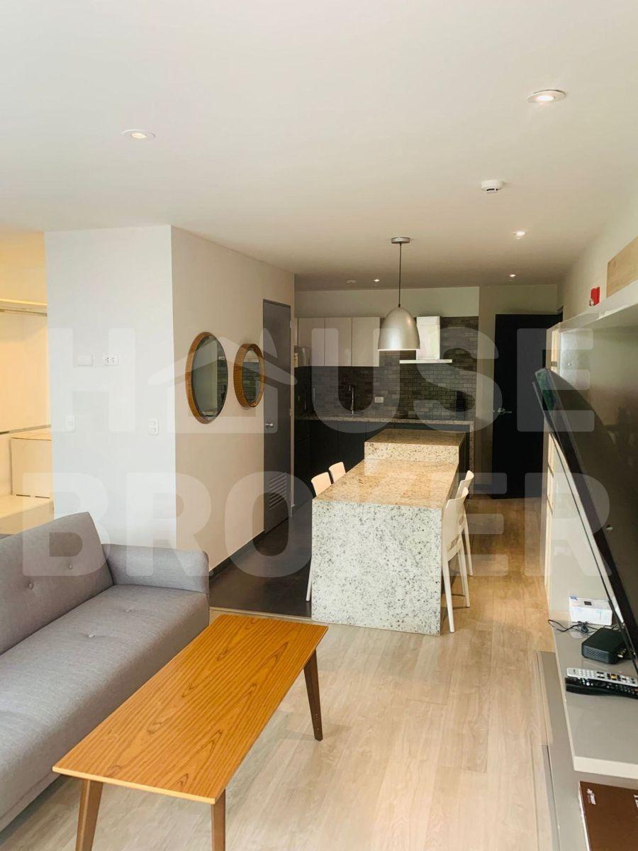 Departamento en venta en San Isidro - 75 m², 1 dormitorios