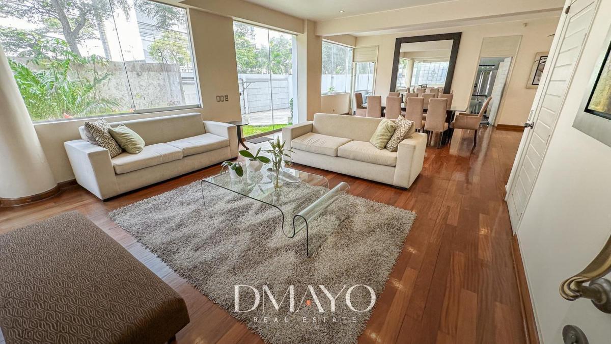 Venta Exclusivo Departamento en Primer Piso | 890 m² de Area Total | Urb. Orrantia - San Isidro