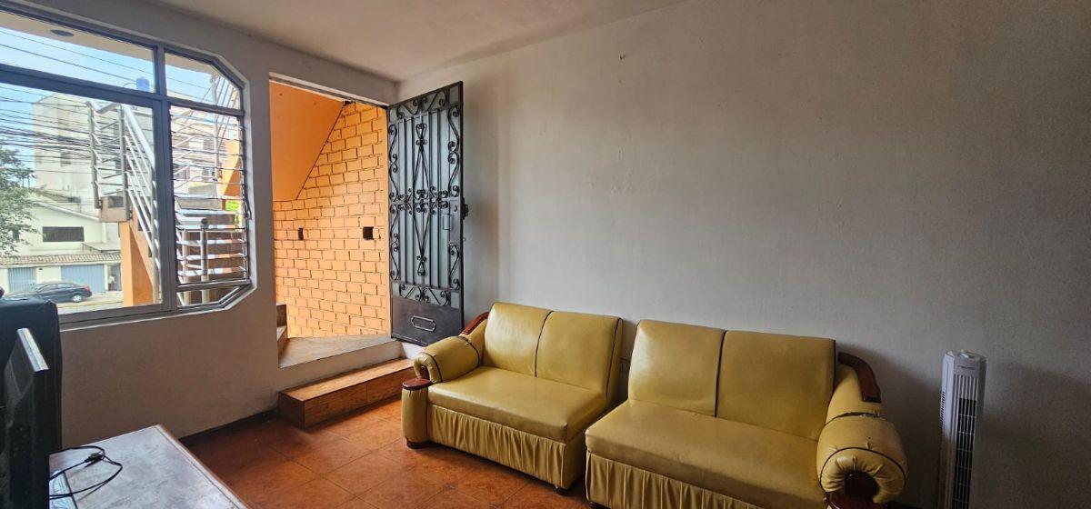 Vendo Departamento - Segundo Piso - en San Luis