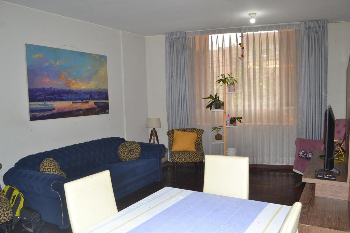 Departamento en Venta — 2do Piso | Urb. El Naranjal, San Martín de Porres
