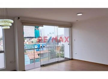 Vendo Lindo Depa 3 Dormitorios con Balcón, Aires y Cochera – San Miguel