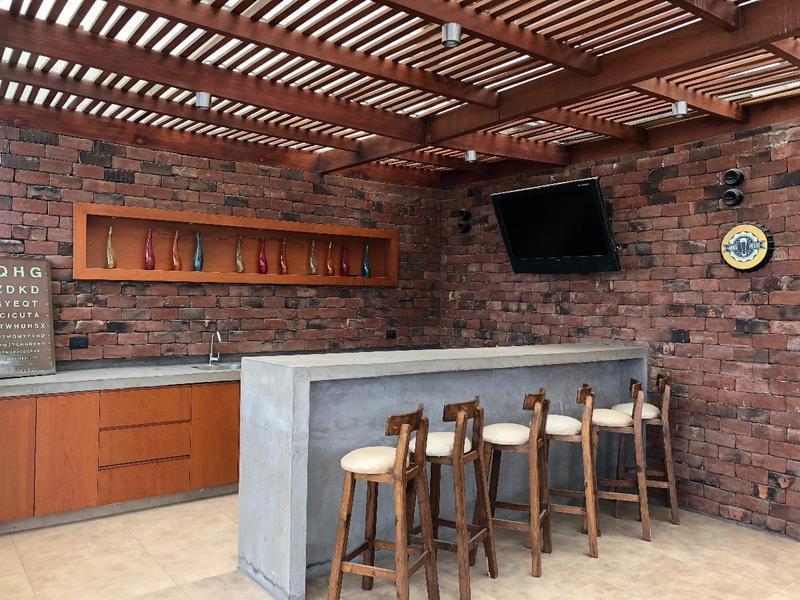 Venta de Lindo Duplex en Monterrico - Surco