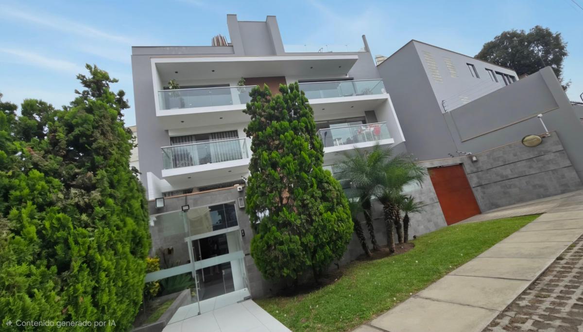"Espectacular Dúplex con Piscina Privada y Terraza en Exclusiva Calle Residencial"