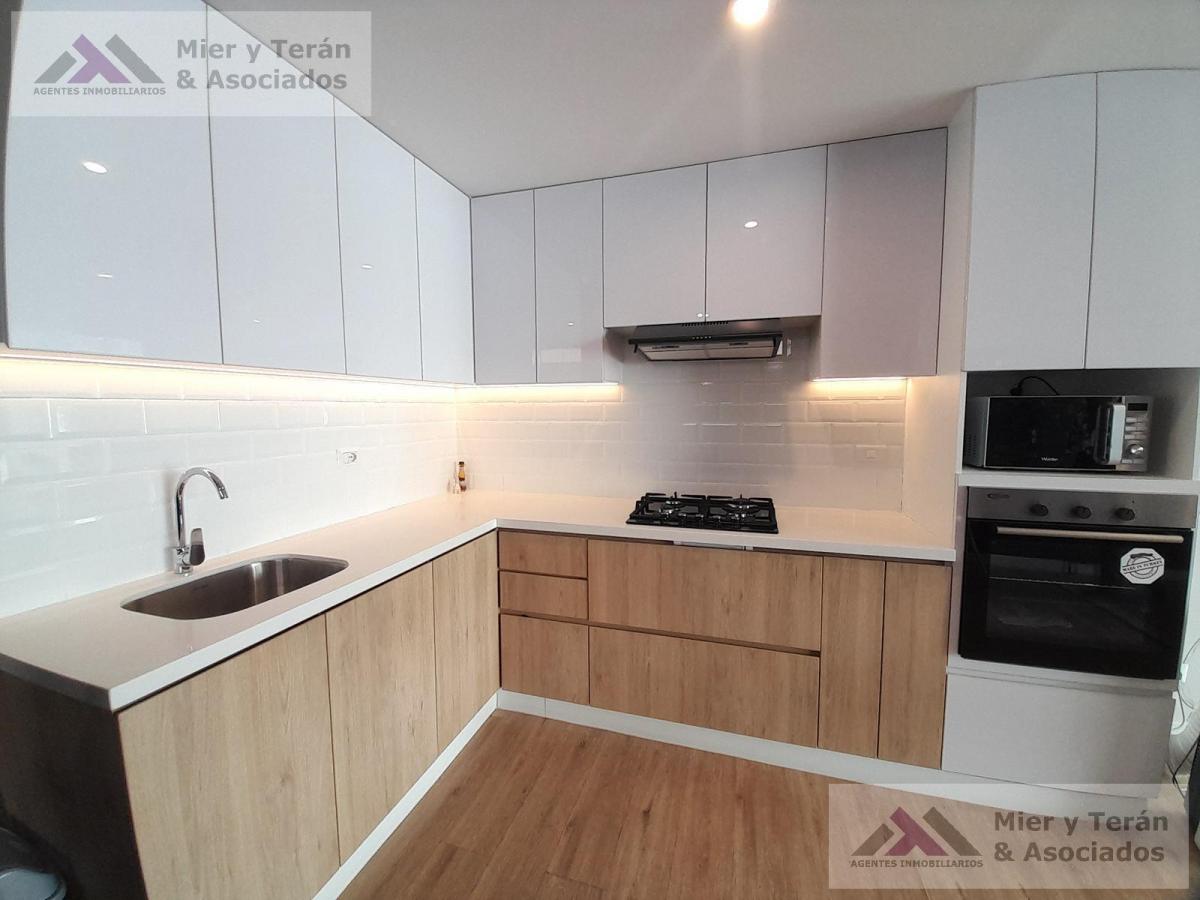 Venta Departamento en Surco - Dpt 201 (609 - 811 - 14)