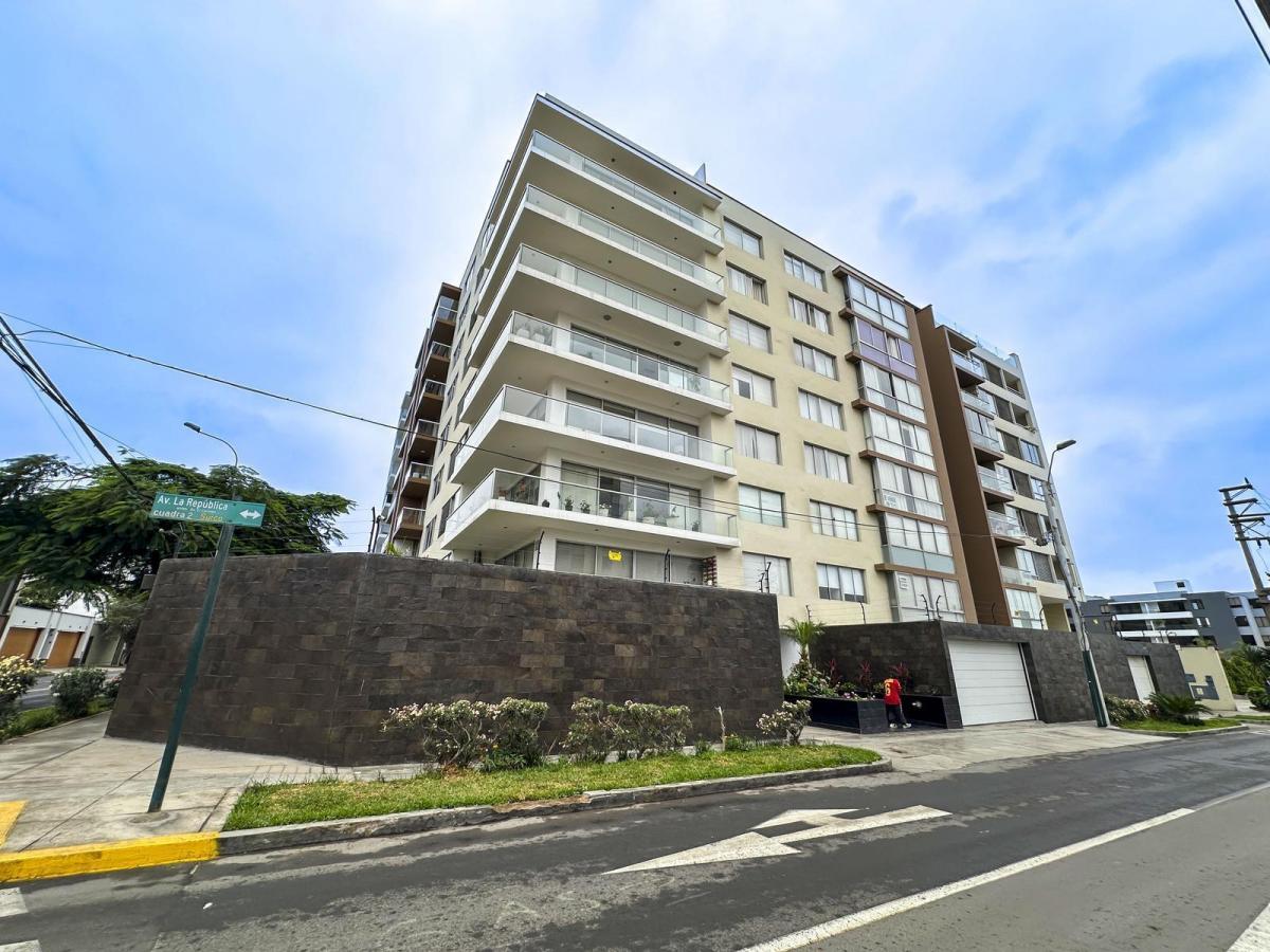 Exclusivo Departamento en Venta – Santiago de Surco