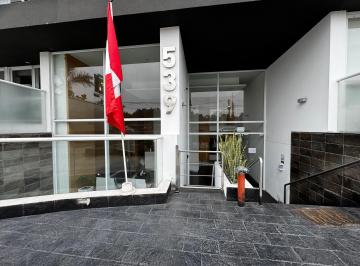 Venta de Hermoso Duplex en Av. Derby Surco