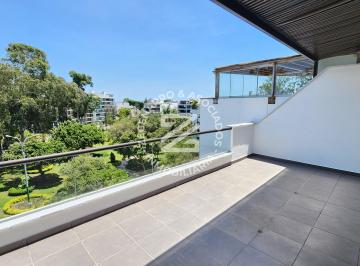 Vendemos Dúplex de 214 m² con 4 Dormitorios en Urb. Los Jazmines Surco