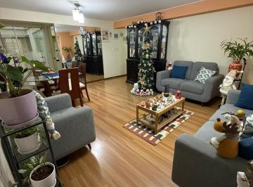 Se Vende Departamento en Chacarilla Surco con 2 Cocheras y Depósito
