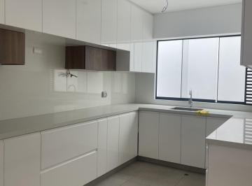 Moderno Dúplex de Estreno Frente a Parque en Chacarilla - Surco