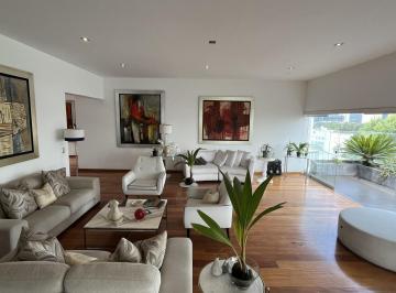 Exclusivo Triplex con Acceso Independiente y Vista Privilegiada Al Golf