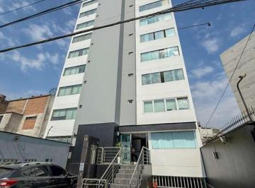 Venta de Amplio Departamento de 139 m² con Patio en 1er Piso - Santiago de Surco