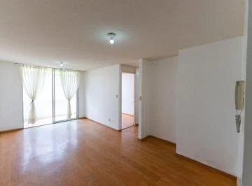 Venta de Departamento en Condominio Rodeado de Areas Verdes