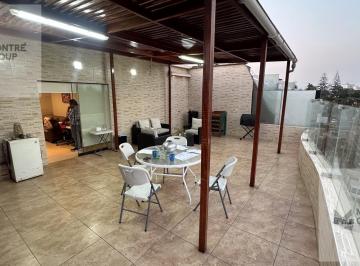 Departamento en venta en Santiago de Surco - 212 m², 4 dormitorios