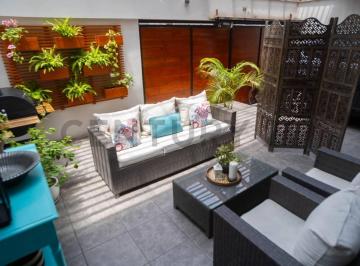 Departamento con Terraza en Primer Piso, Ubicación Privilegiada.