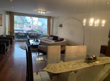 Departamento en venta en Santiago de Surco - 210 m², 3 dormitorios