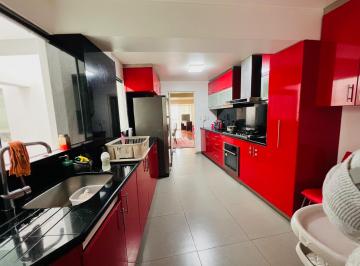 Departamento en venta en Santiago de Surco - 153 m², 3 dormitorios