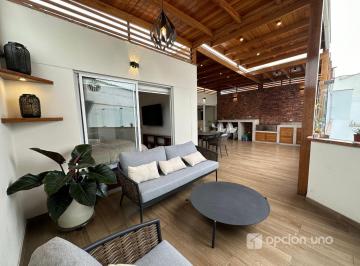 Dúplex de 300 m² en Velasco Astete, Chacarilla, Surco