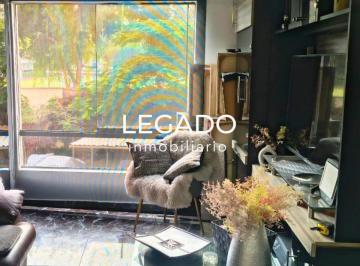 Venta de Moderno Departamento en Limite de La Molina con Surco