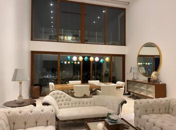 Departamento en venta en Santiago de Surco - 735 m², 4 dormitorios