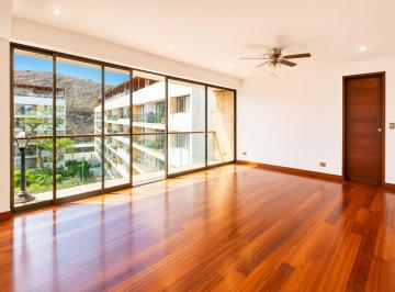 Venta Exclusiva: Moderno Dúplex en Urb. Lima Polo & Hunt Club - Santiago de Surco