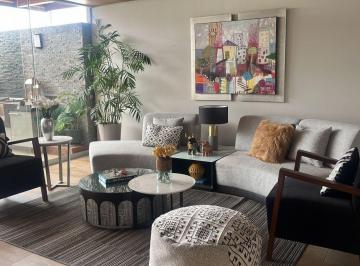 Exclusividad y Confort: Penthouse Top en Chacarilla Frente a Parque