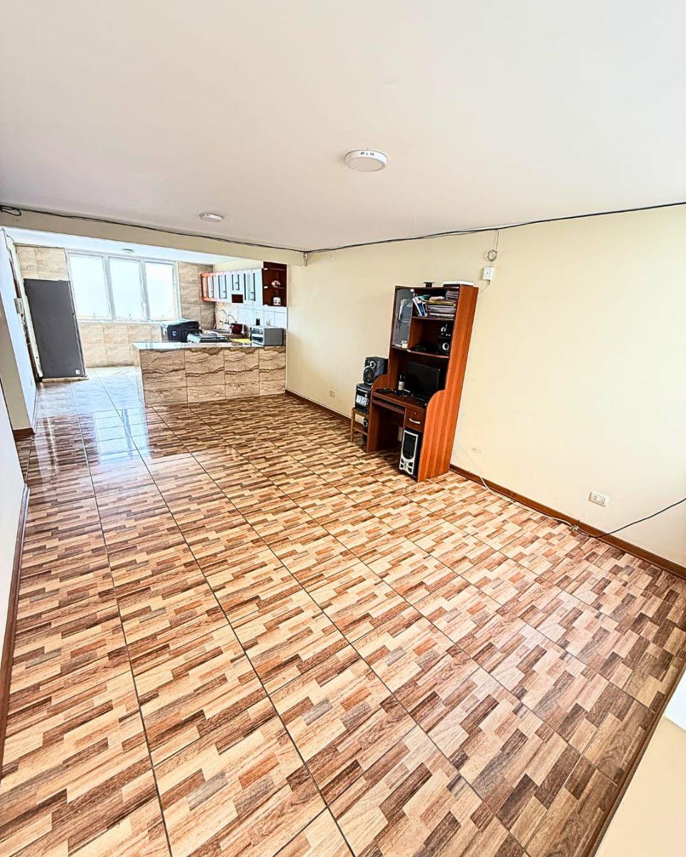 Vendo Moderno y Luminoso Departamento de 93 m² en Surco: Urb. Precursores