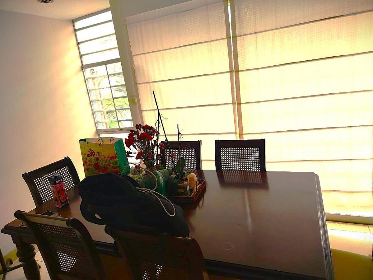 Venta de Departamento en Surco con 3 Dormitorios, Balcón, Vista a La Calle y Estacionamiento Auto