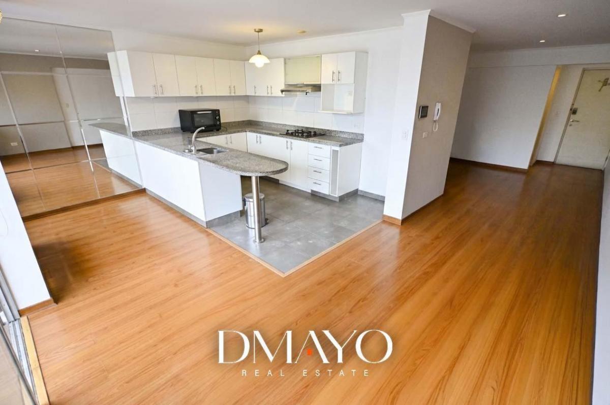 Departamento en venta en Santiago de Surco - 61 m², 1 dormitorios