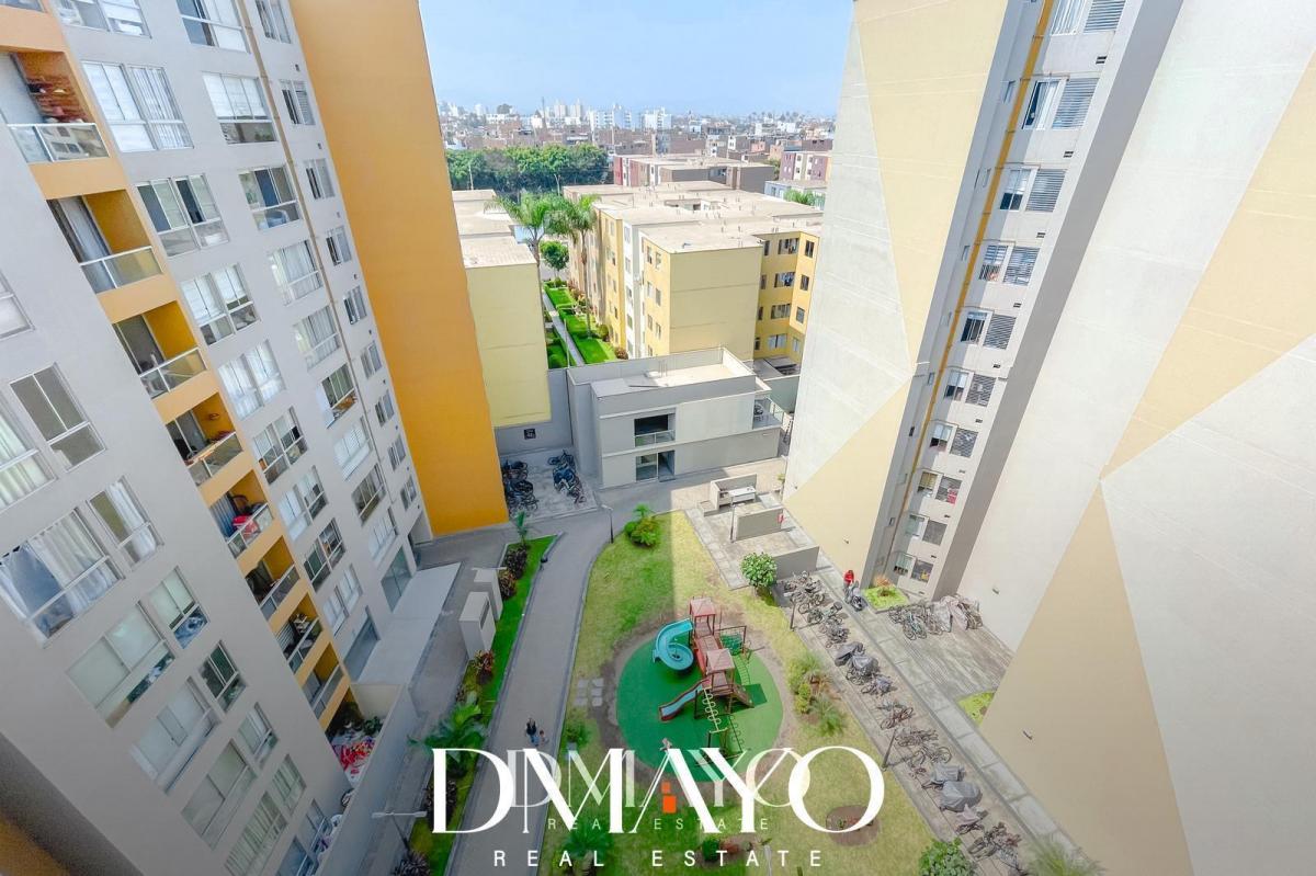 Departamento Venta en Surco Límite Barranco con Balcón, 3 Habitaciones, Cochera y Depósito