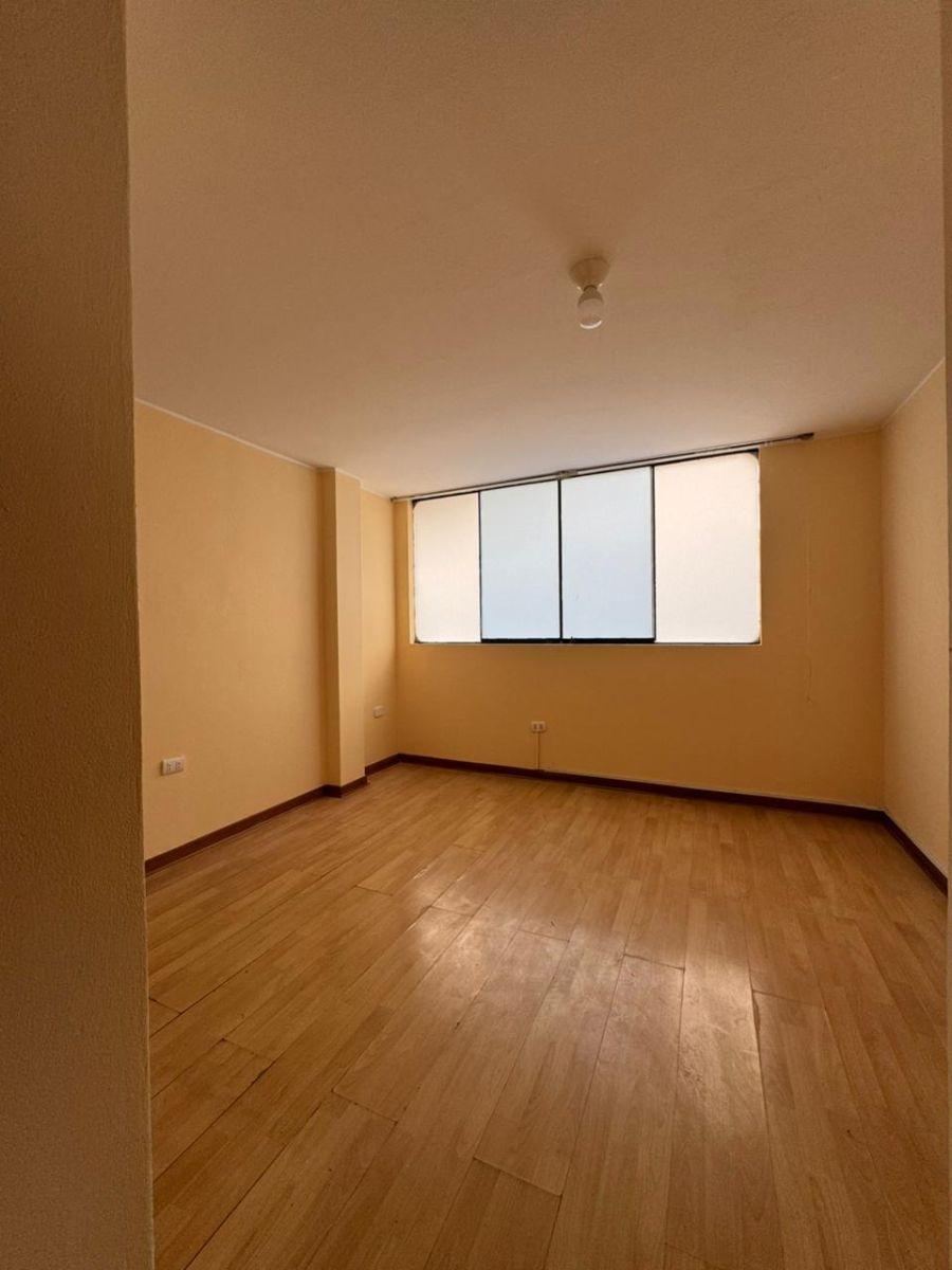 Venta de Departamento en La Calera – Surquillo