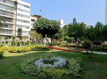 Departamento en venta en Surquillo - 147 m², 4 dormitorios
