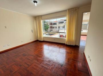 Amplio Departamento Duplex 1er Piso – Centro Financiero de San Isidro