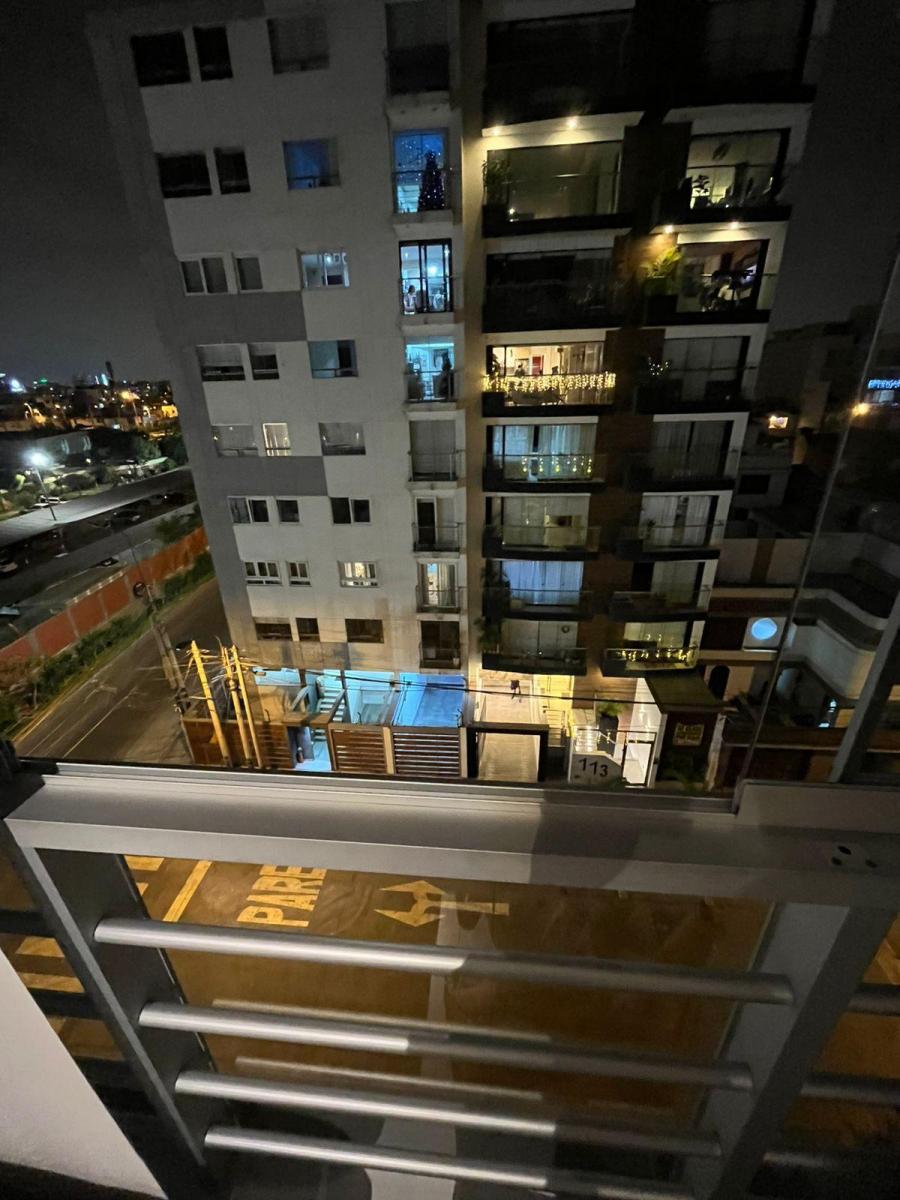 Hermoso Departamento Duplex en La Urbanizacion La Calera de Surquillo
