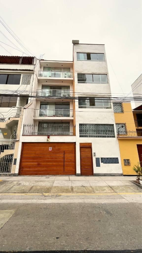 Departamento en Venta – 1er Piso | La Calera de La Merced, Surquillo