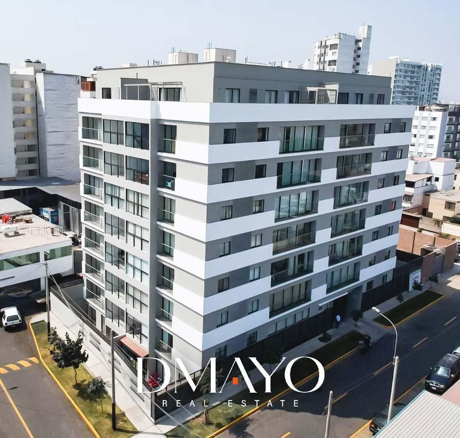 En Venta Departamento de 3 Dormitorios con Cochera y depósito