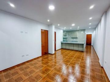 Departamento en venta en Villa el Salvador - 91 m², 3 dormitorios